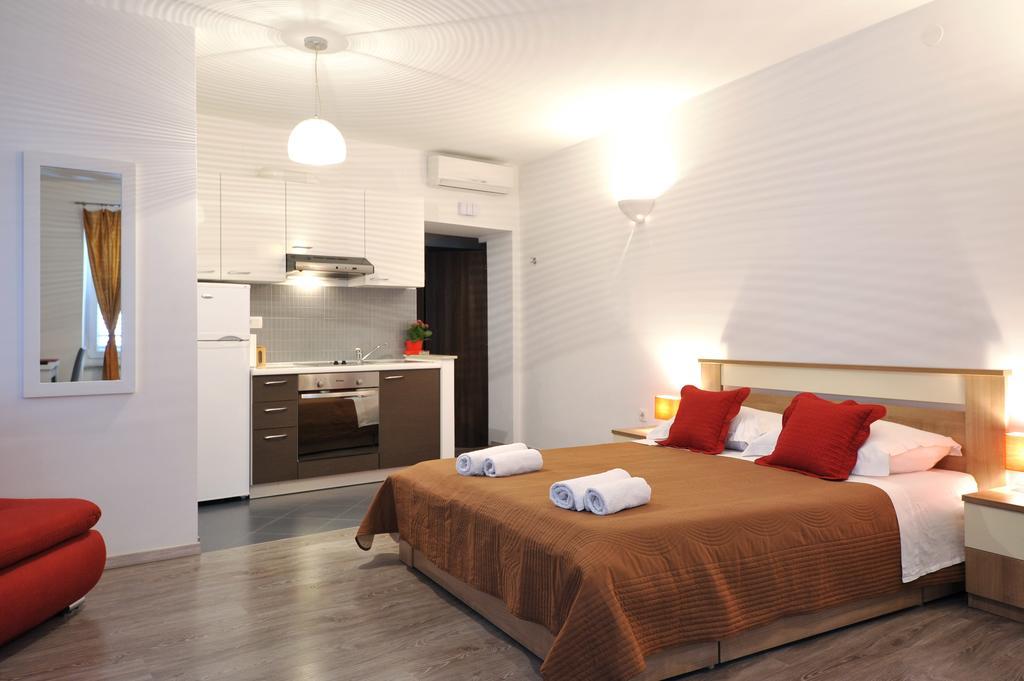 זאדאר Rooms & Apartments 72 מראה חיצוני תמונה